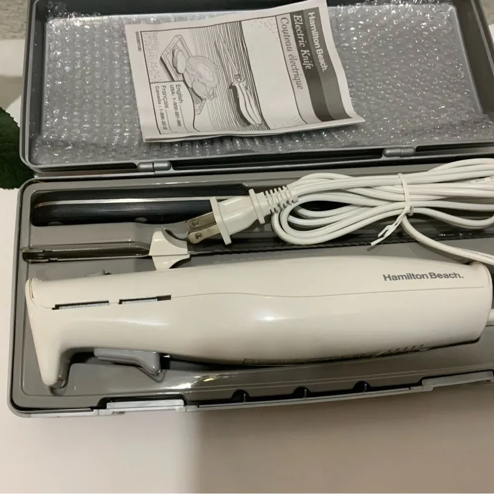 NWOT Hamilton Beach Carve ‘n Set Electric Knife